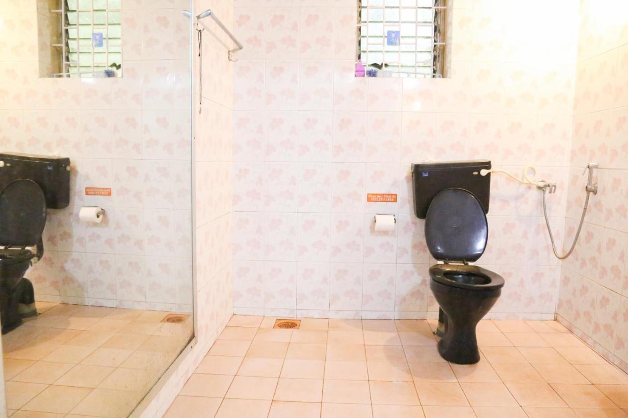 Goanvibes Hostel Anjuna Ngoại thất bức ảnh
