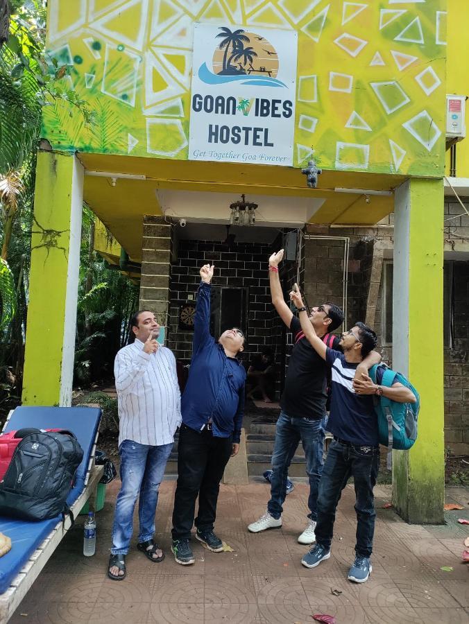 Goanvibes Hostel Anjuna Ngoại thất bức ảnh
