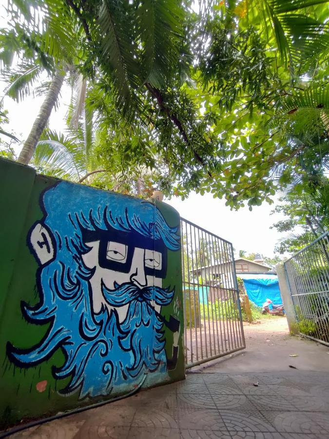 Goanvibes Hostel Anjuna Ngoại thất bức ảnh