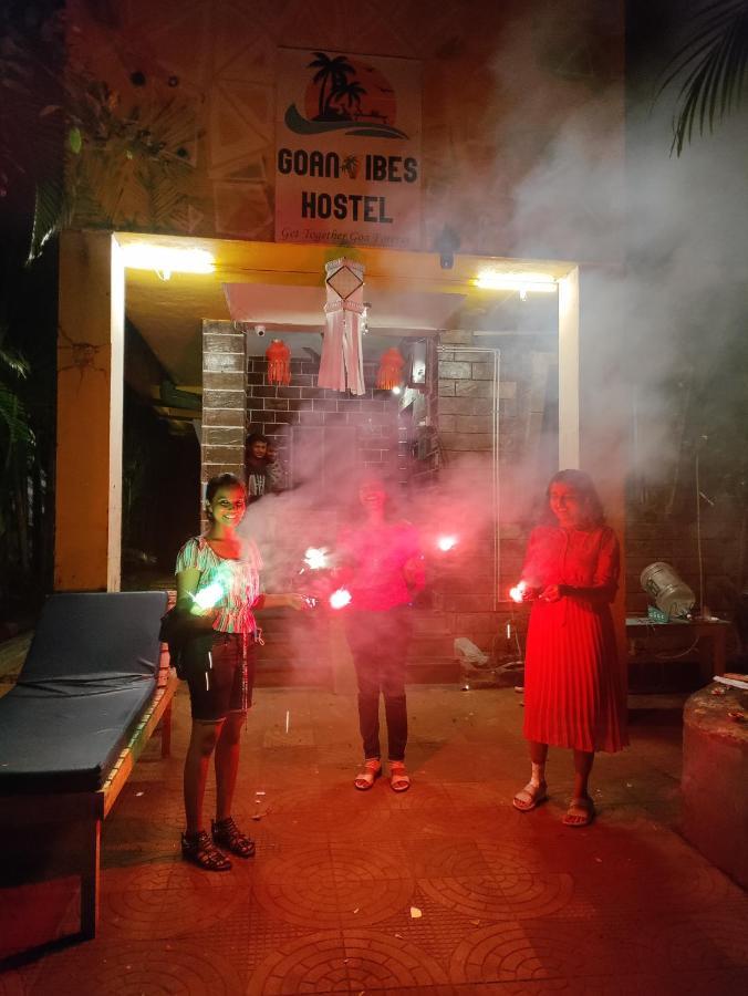 Goanvibes Hostel Anjuna Ngoại thất bức ảnh
